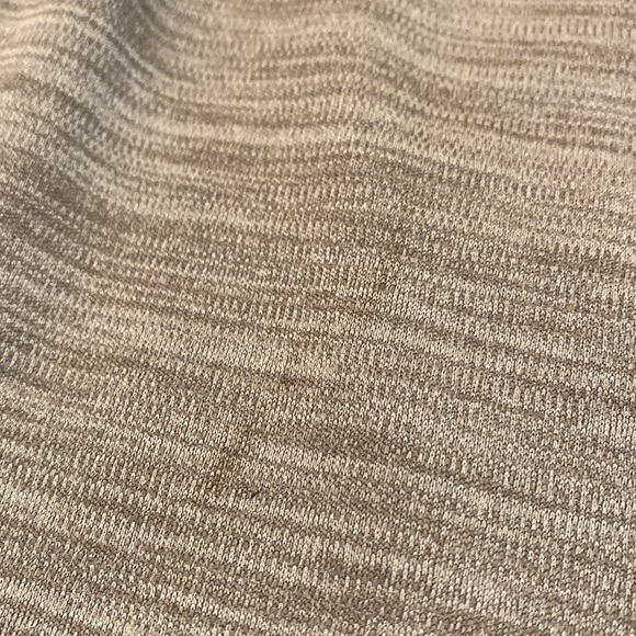 Nike Gray Athletic Shorts Size Medium in EUC - Picture 4 of 9